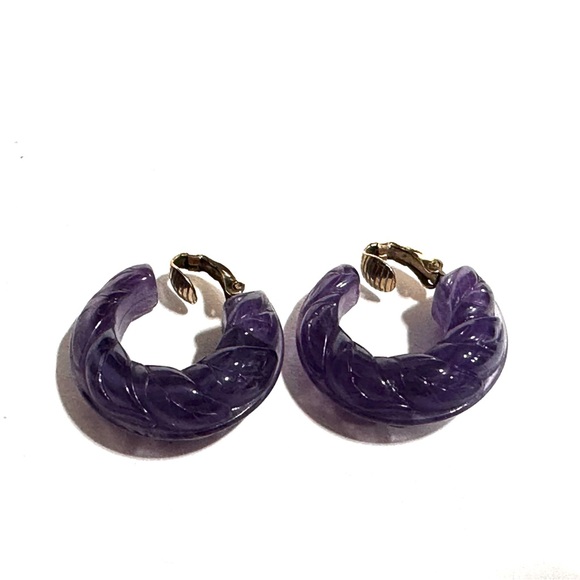 Vintage Avon Floral Hoop Amethyst Tone Clip On Earrings Chunky Molded Plastic - Picture 5 of 6